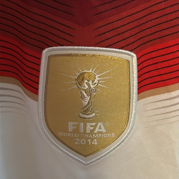 Adidas Climacool Men's Large Germany’s FIFA2014 v-neck white t-shirt/jersey - Picture 4 of 14